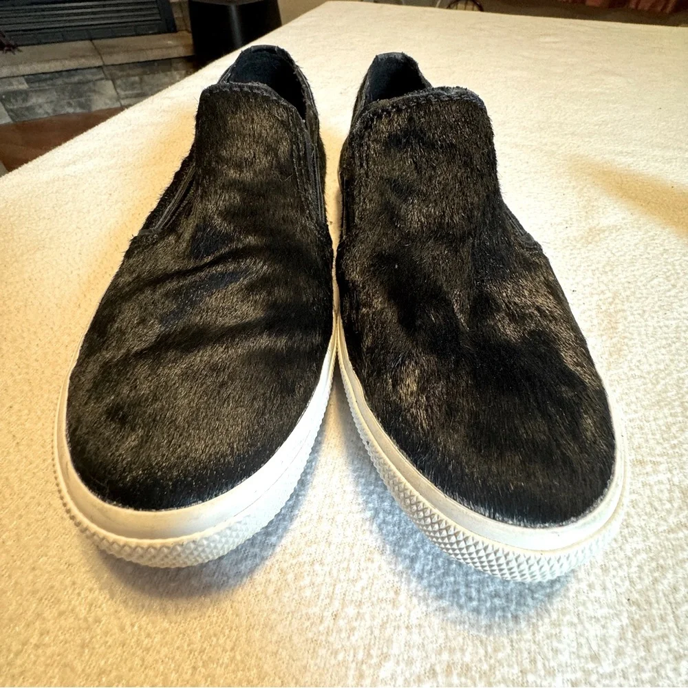 (7.5) Salt N Peppa Kenneth Cole Reaction Cow Hair Black Loafers